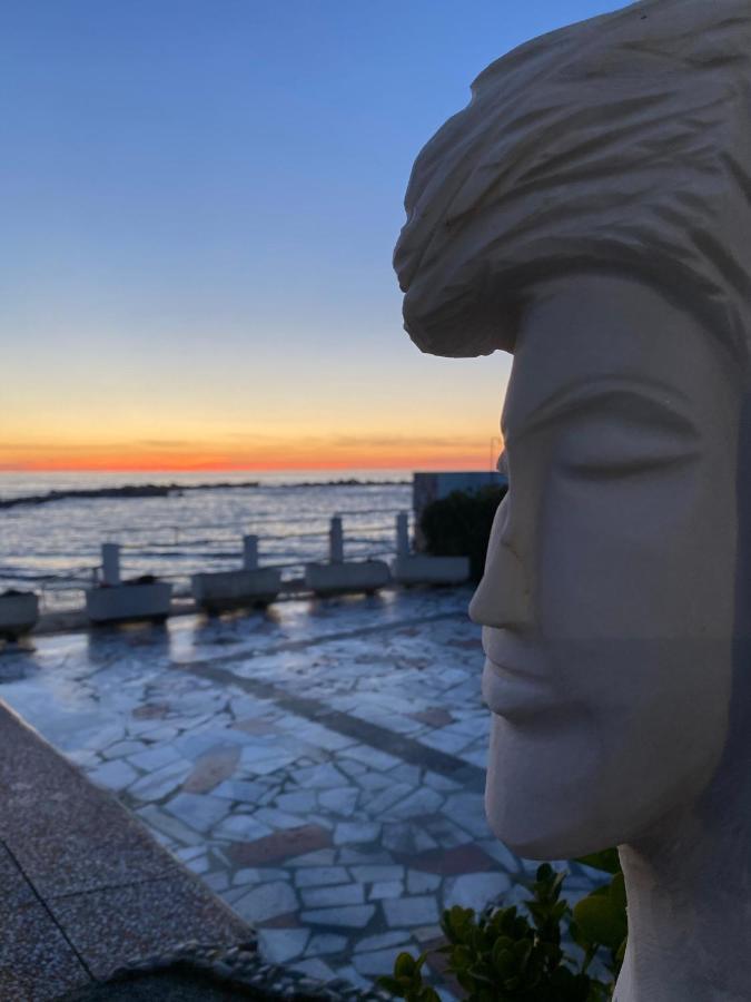 Вілла Ancora Bilocale Марина-ді-Масса Екстер'єр фото